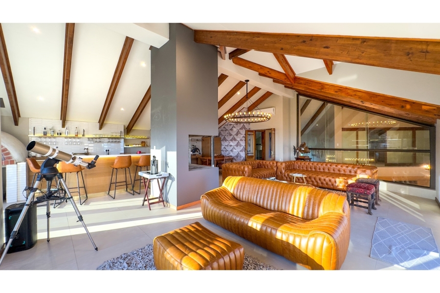 7 Bedroom Property for Sale in Dana Bay Western Cape